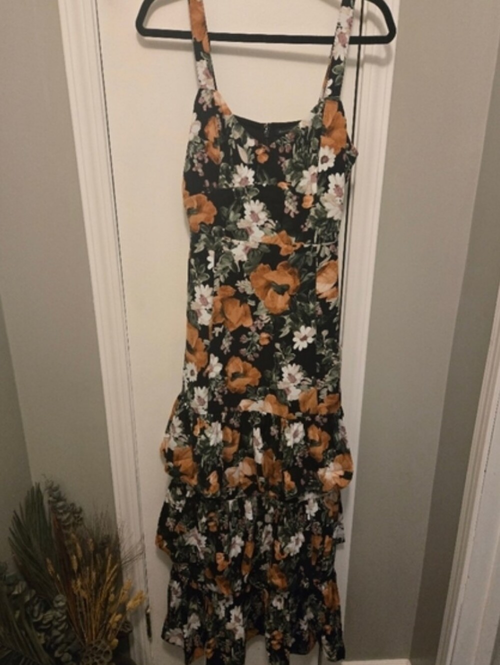 Abecrombie & Fitch Floral Drama Tiered Maxi Dress Size Medium Black & Floral - Picture 6 of 13